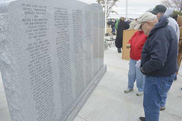 new deh county commission vet memorial pic