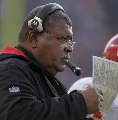 spt ap Chiefs Crennel