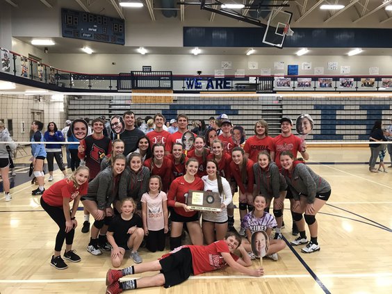 Hoisington vb.jpg