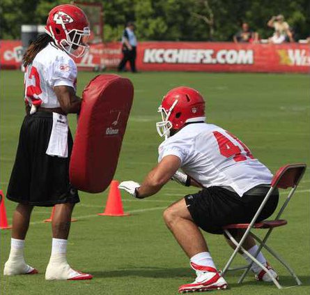 spt ap Chiefs McCluster