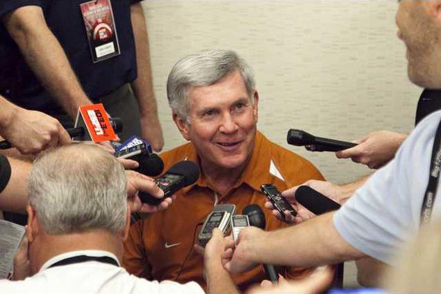 spt ap Mack Brown