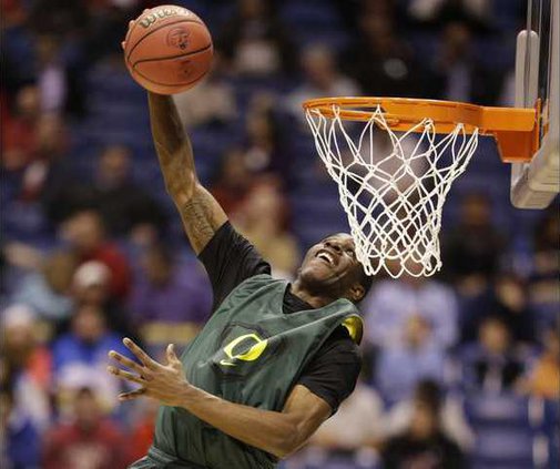 spt ap WEB Oregon dunk