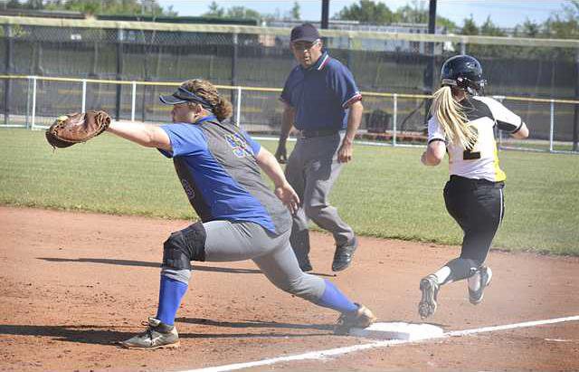 spt deh kcac softball first base pic