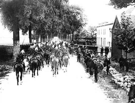 AP WORLD WAR I  Lancers enter Belgium
