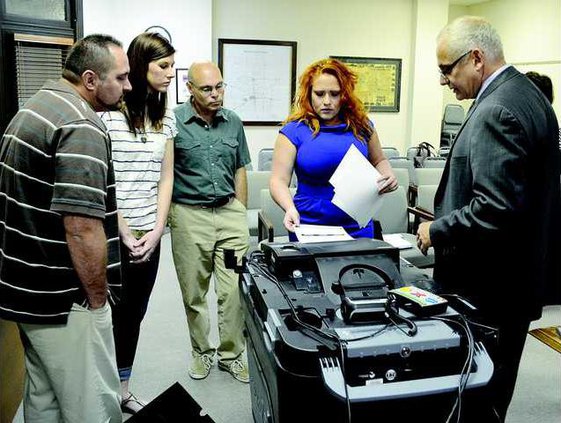 new deh election machine demo pic
