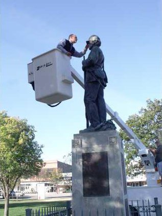 new kl civil war statue
