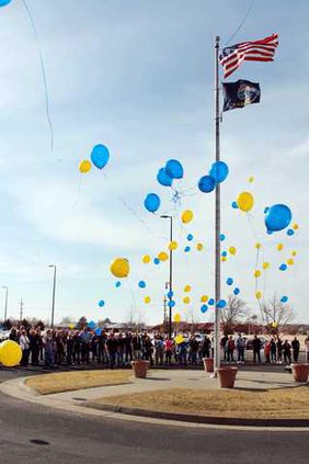 new vlc LJCF-closing-main.gif