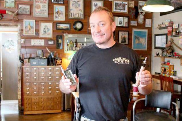 new vlc vaping photo-Matthew Miller