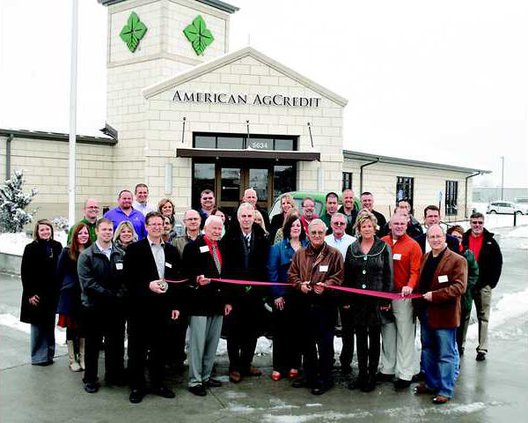 new deh american ag credit ribbon cutting pic