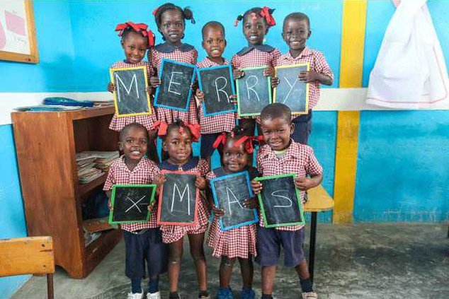 new vlc Share-the-Joy merry xmas haiti- preschoolers small.gif