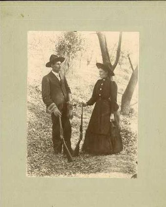 Man and Woman Hunting Felke Coll