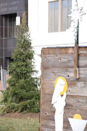 new deh mayors christmas tree pic