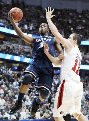 spt ap UConn Walker