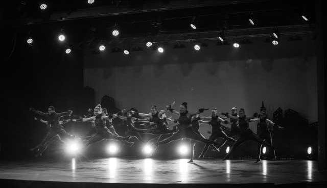 new slt theater BW dance