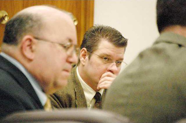 new deh longoria hearing main pic