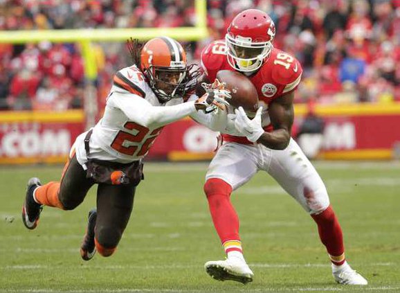spt ap Chiefs Maclin