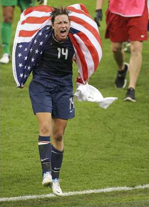 spt ap USA Wambach