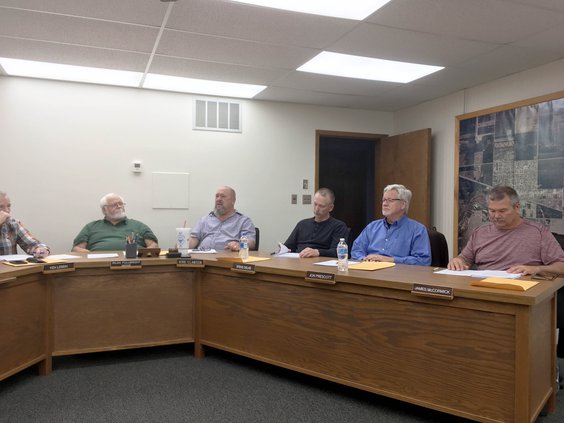 new_vlc_Ellinwood city council.jpg