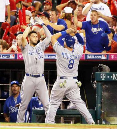 spt ap Royals Hosmer Moustakas