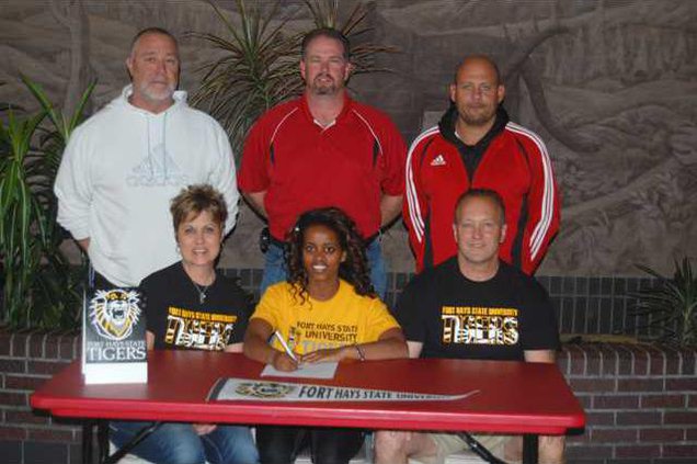 spt kp GBHS Ball signs with FHSU