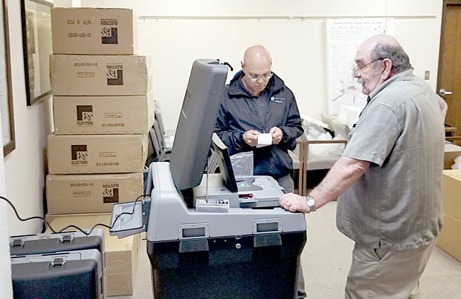 new voting machine pic 2.jpg