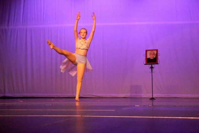 Dru Penka Dances