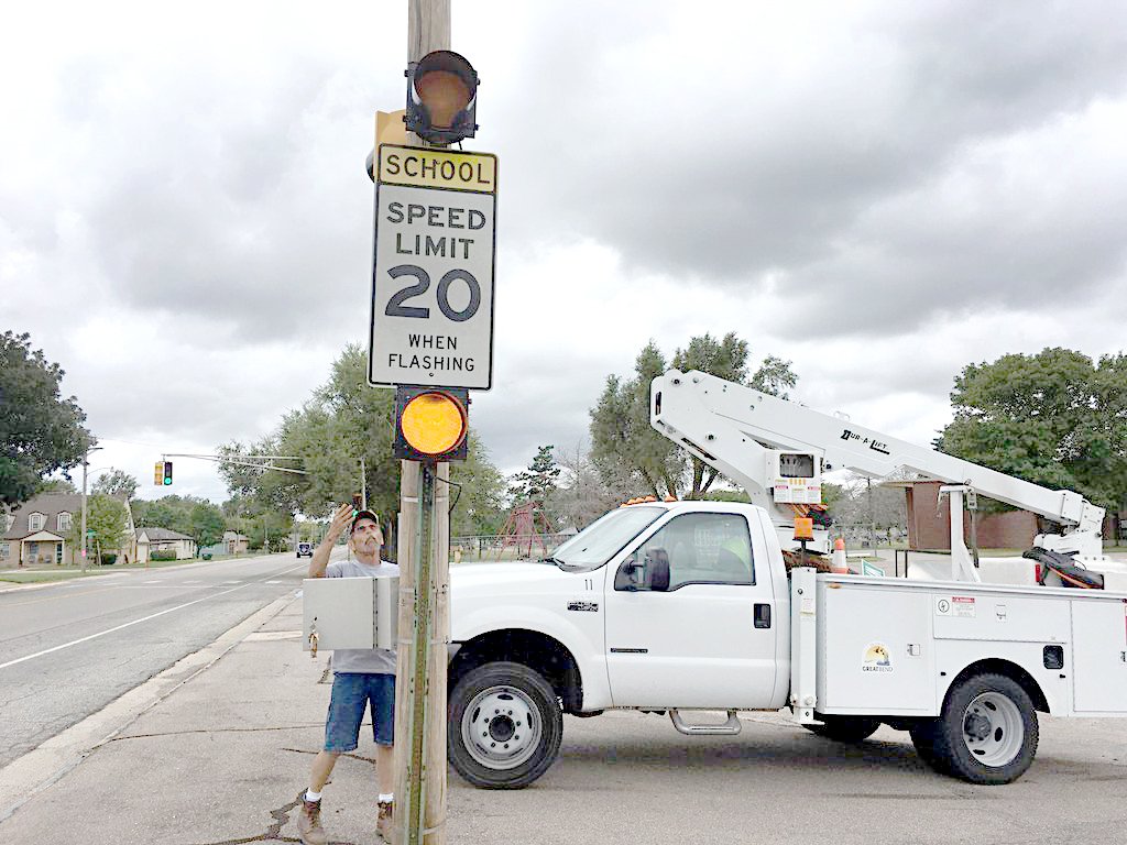 Flashing school zone lights to come on Great Bend Tribune