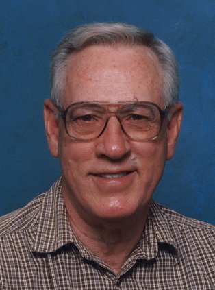 obits_vlc_Hoppes, Gary photo.jpg