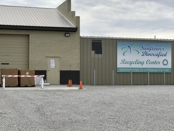 new_lgp_sunflowerrecyclingpic