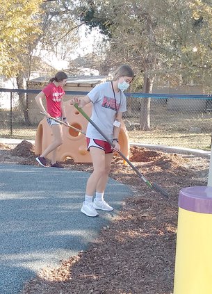 My Backyard Student Volunteers