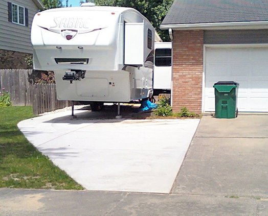 RV parking ordinance pic