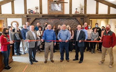 biz_lgp_peoplesribboncuttingpic