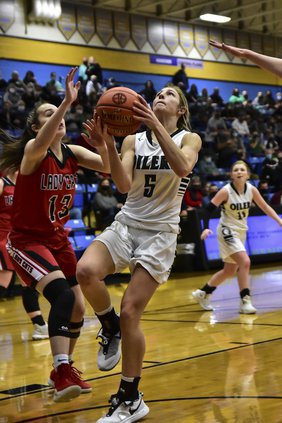 Kassidy Nixon layup.jpg
