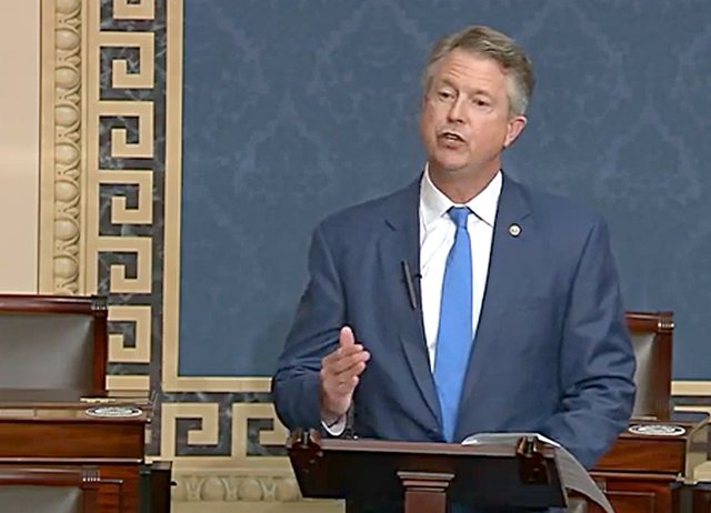 Sen. Marshall delivers maiden speech - Vimarsana News