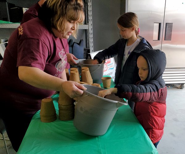 Rosewood ECycle offers early Earth Day celebration - GREAT ...