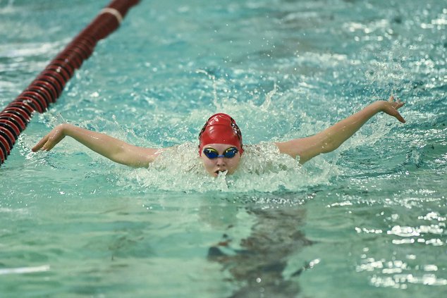 Ellyson Somers 100 yard butterfly.jpg