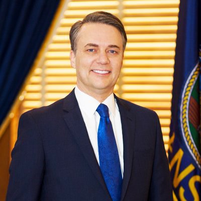 Edwin Colyer Colyer makes campaign stop in Great Bend - Great Bend Tribune