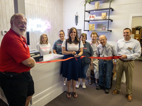 biz_lgp_justsayitribboncuttingpic