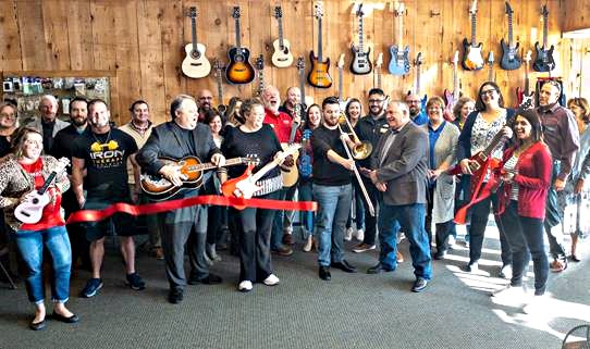 biz_lgp_a440ribboncuttingpic