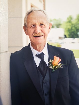 obits_lgp_meffordpic
