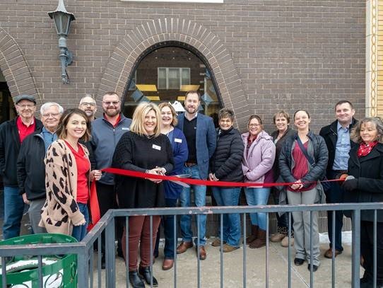 biz_lgp_sierraribboncuttingpic