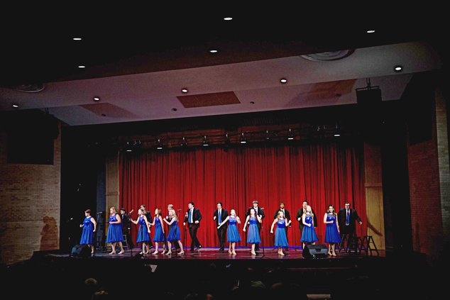 ent_lgp_bcchilltopperformpic