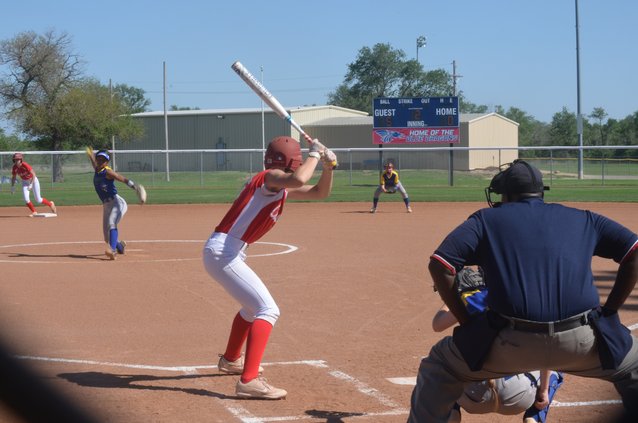 Kassidy Nixon batting
