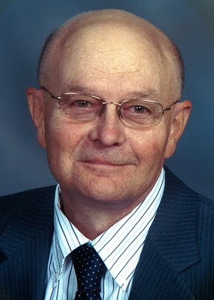 Tom B. Huslig 1948 - 2022