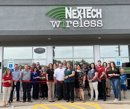 biz_lgp_nextechribboncuttingpic