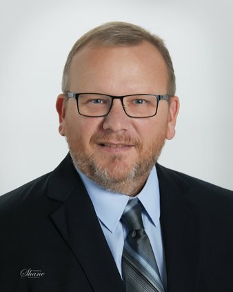 biz_lgp_scottschneideraprnpic