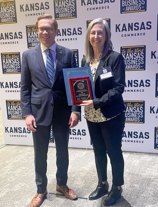 biz_lgp_gbedawardpic