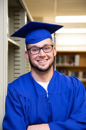 edu_lgp_lcmhfgradpic
