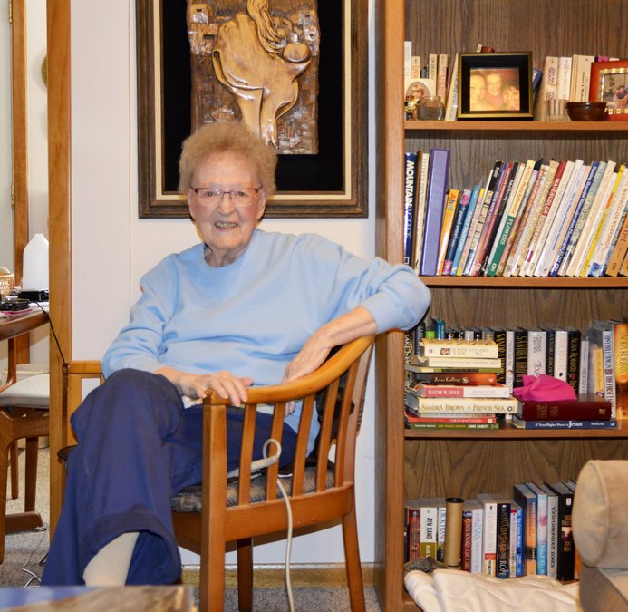 Painter Bev Simonson makes room for art - Great Bend Tribune