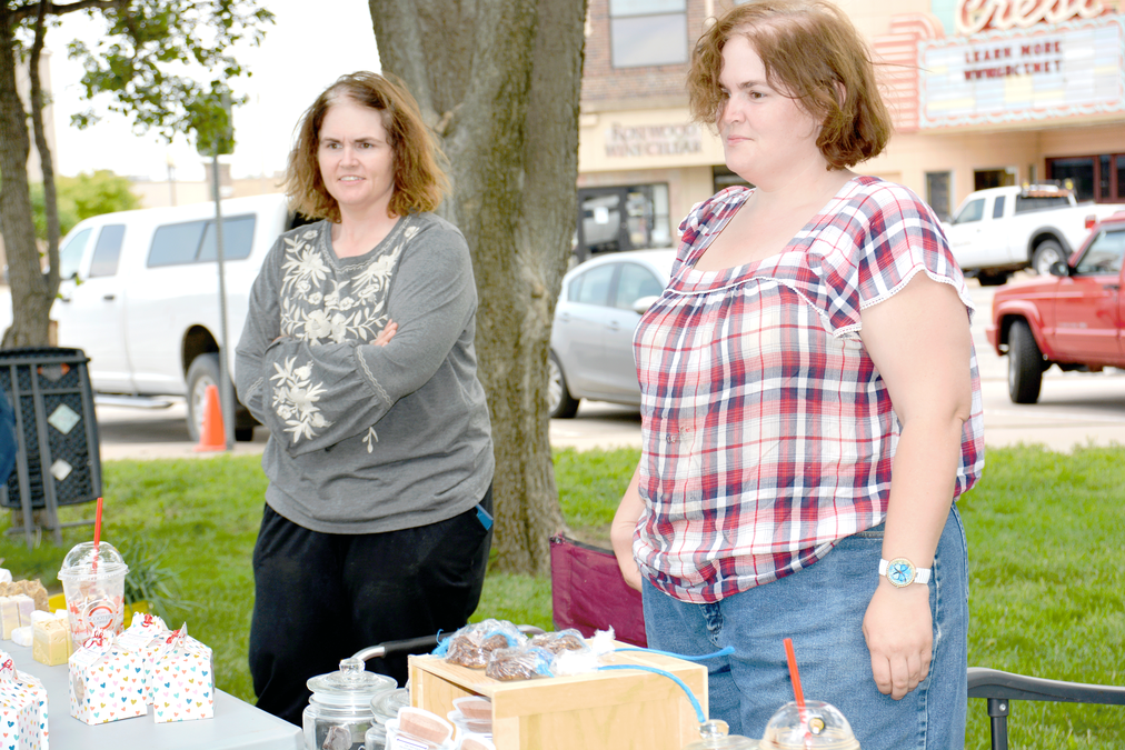 2023 Summer Street Stroll opens Great Bend Tribune